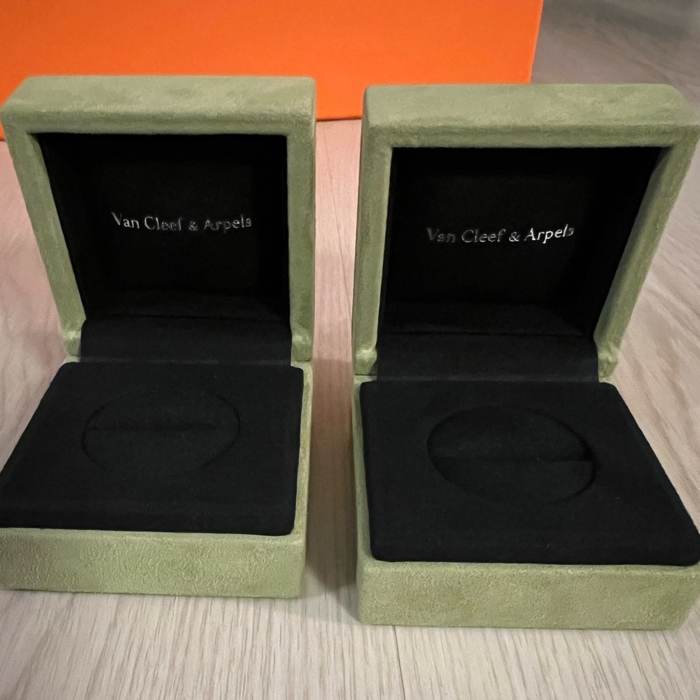 Van Cleef & Arpels Ring Boxes